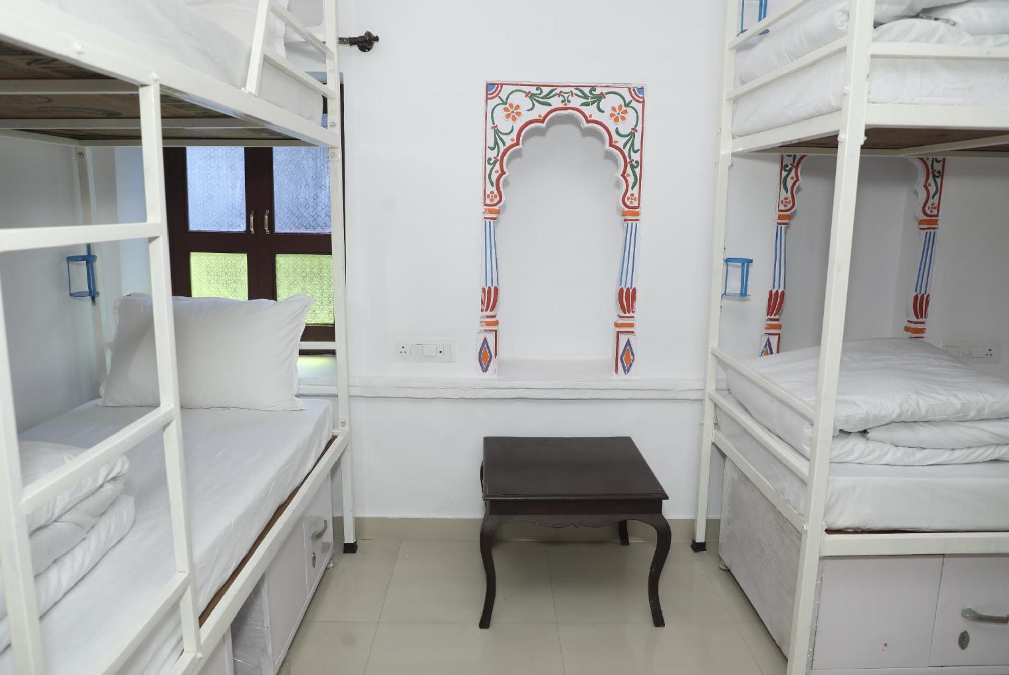 The Mama Hotel - Rooms And Dormitory Ουνταϊπούρ Εξωτερικό φωτογραφία